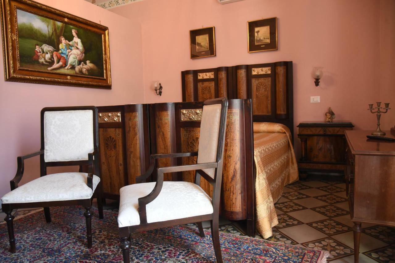 Antico Palazzo Spinola Bed & Breakfast Gallipoli Exterior photo